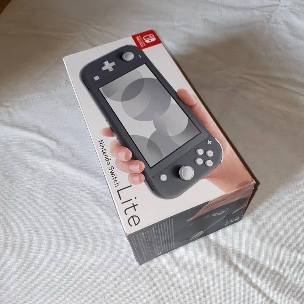Nintendo switch - Picture 4 of 4
